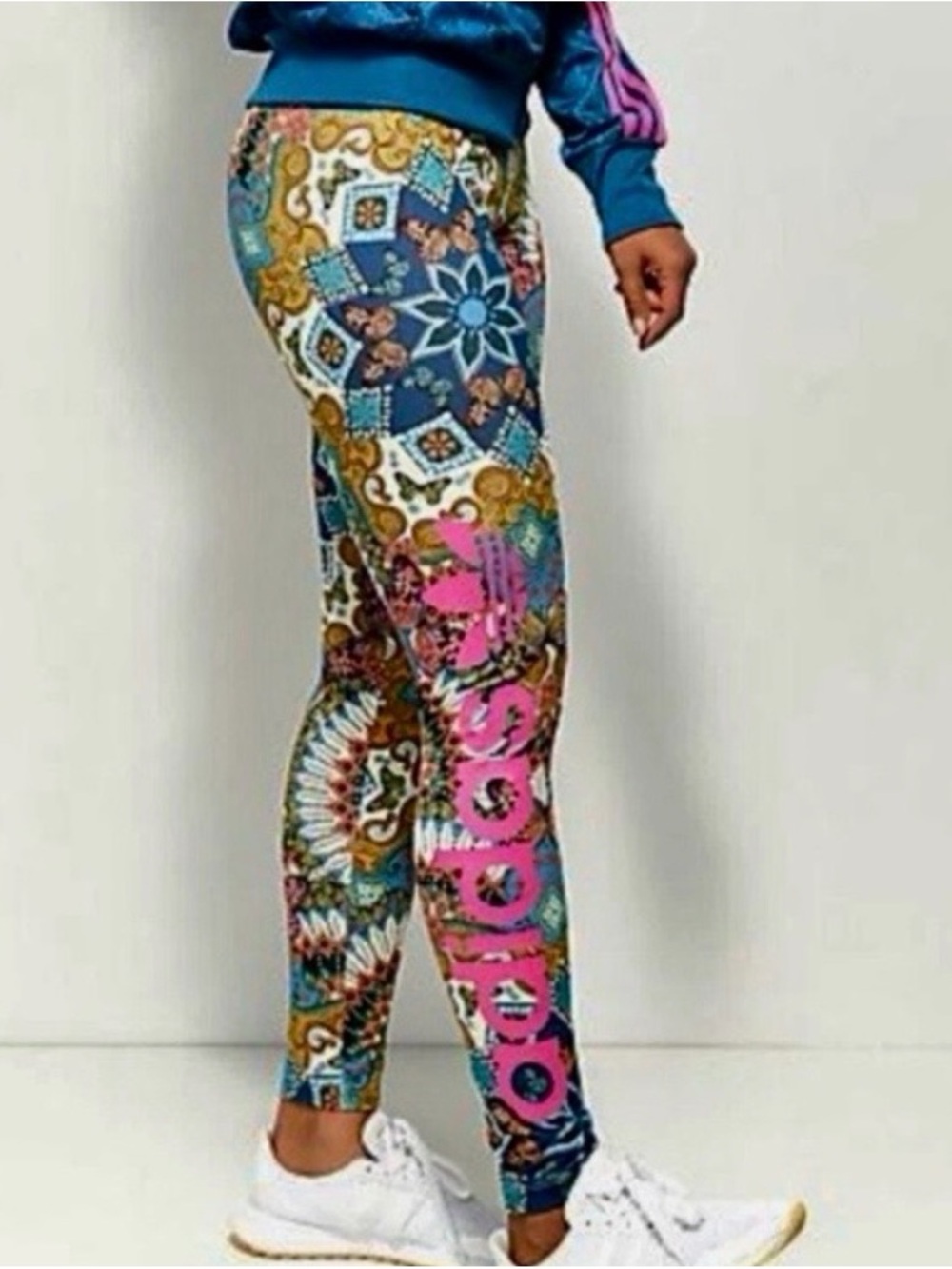 Adidas Originals X Farm Rio Borbomix butterfly legging.